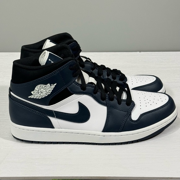 Nike Air Jordan 1 Mid Armory Navy. Men's Sneakers 11.5M. BRAND NEW 💯 Authentic - Picture 2 of 10